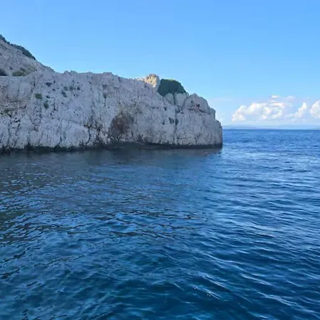 Solea A3 * Hvar Town