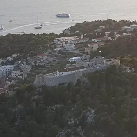Solea A3 * Hvar Town